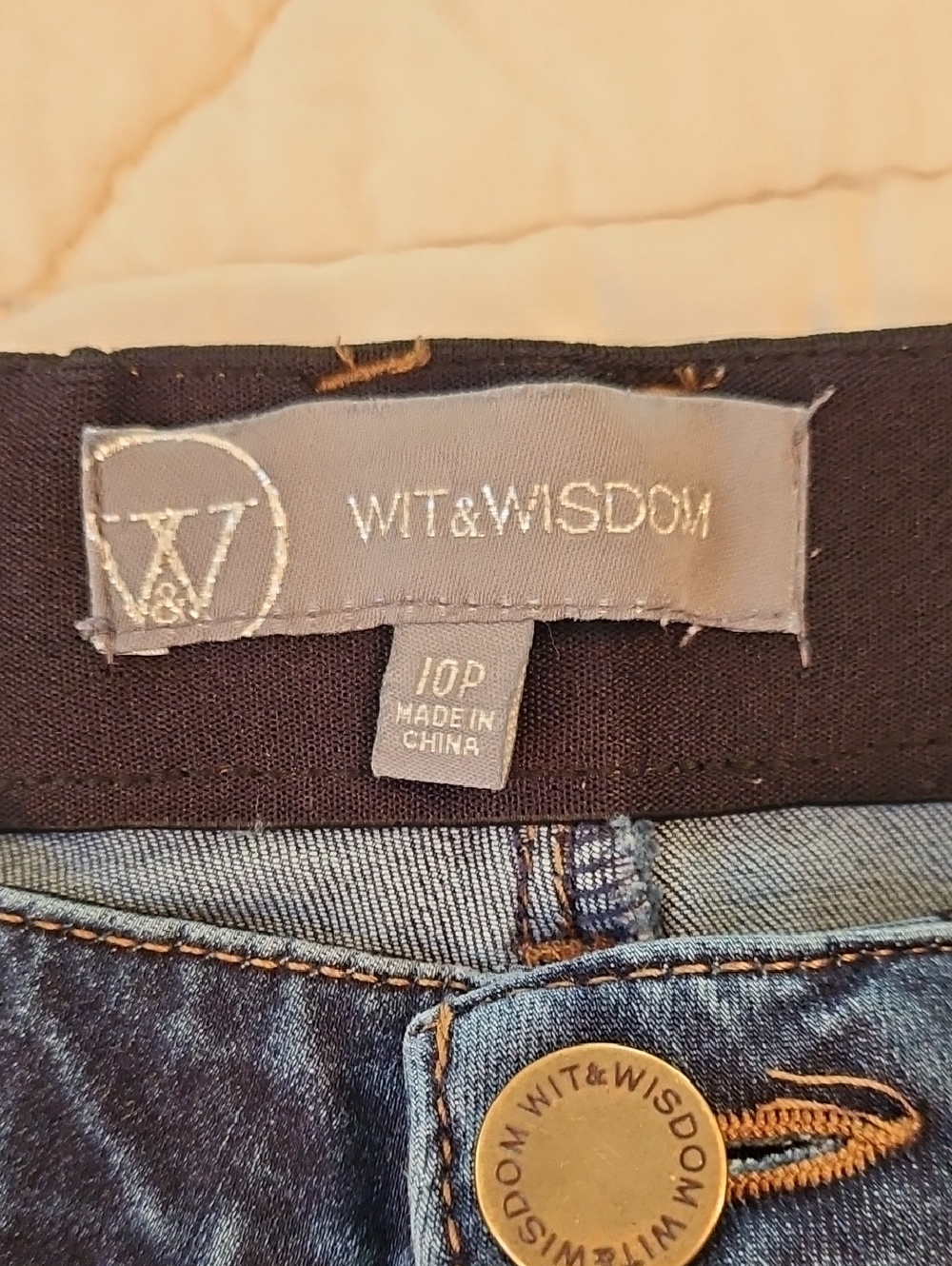 Wit & Wisdom Skinny Jeans w/ Comfort Waistband -Size 10P - Picture 6 of 7